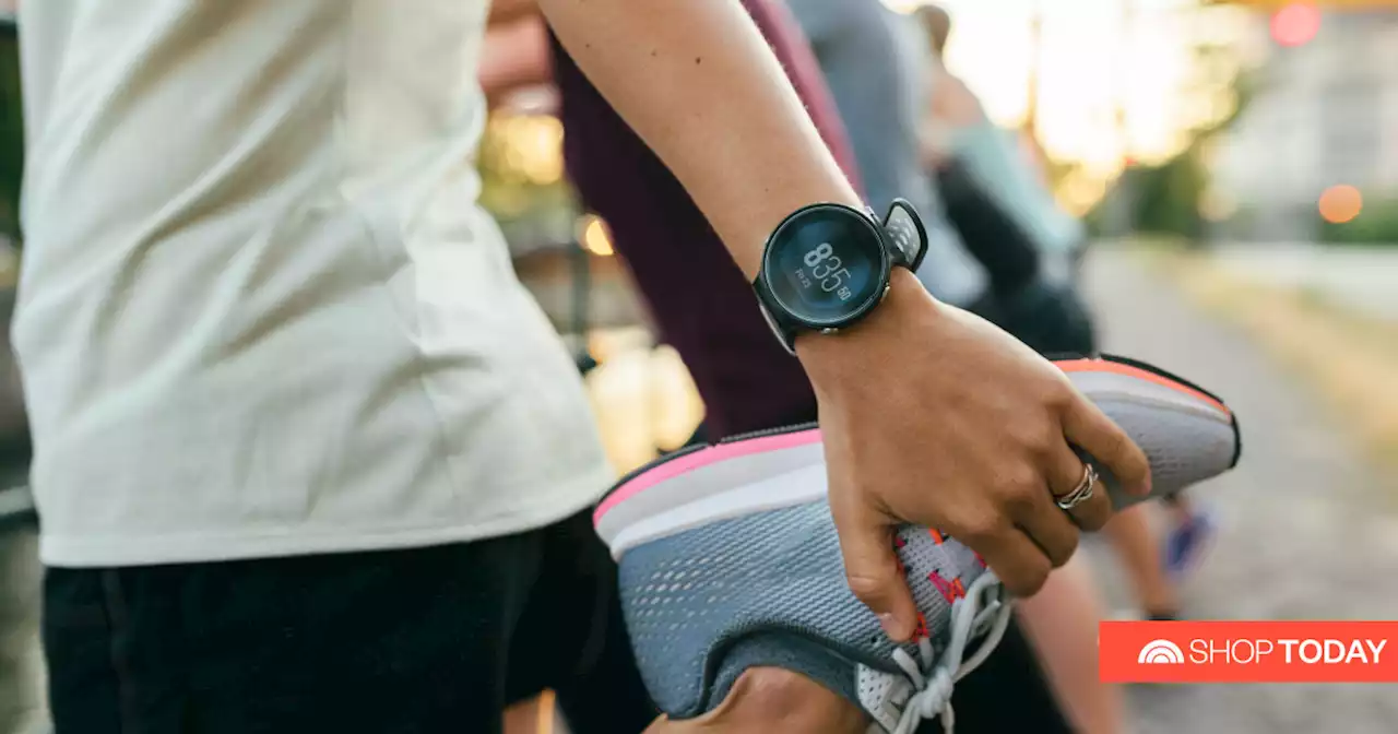 The best fitness trackers and smartwatches to keep track of your 2022 health goals