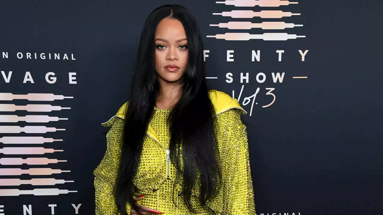 Rihanna Is Opening Five SavageXFenty Stores