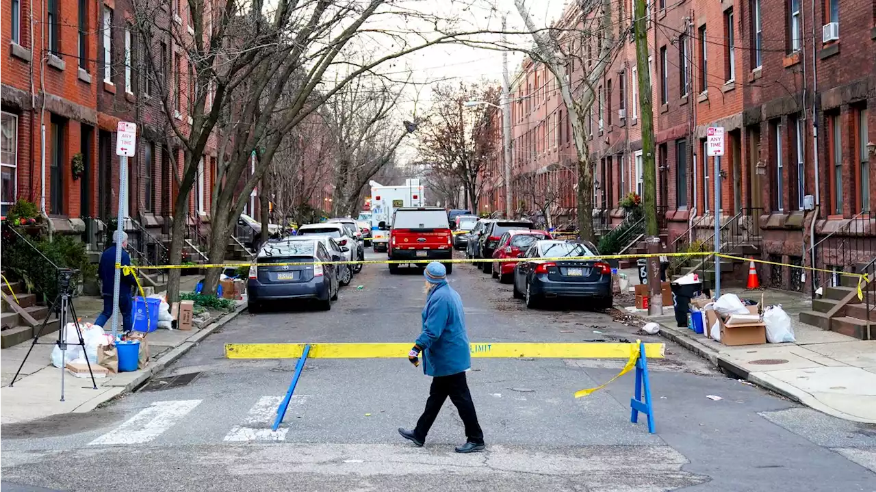 Feds help probe fatal fire at Fairmount row house