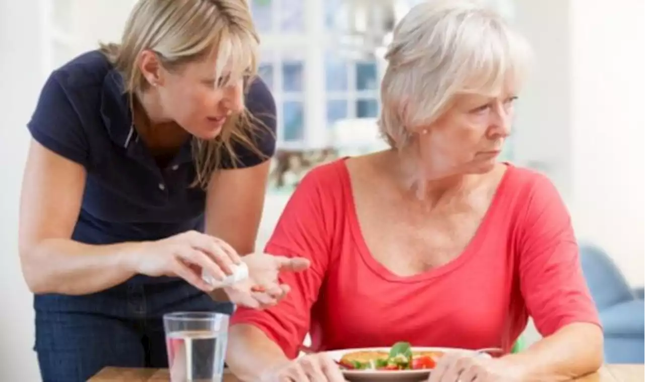 Dementia and poor appetite: Four tips to get someone with dementia to eat more