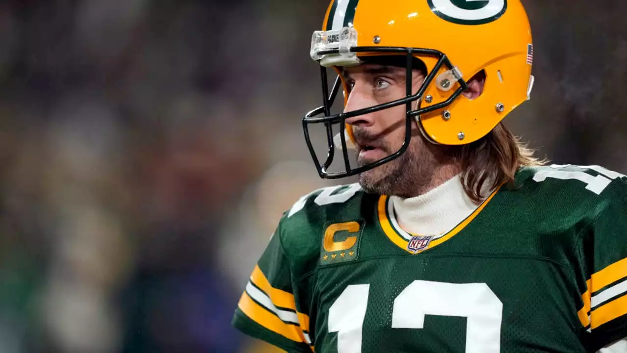 Aaron Rodgers responds to rumor he might boycott Super Bowl LVI