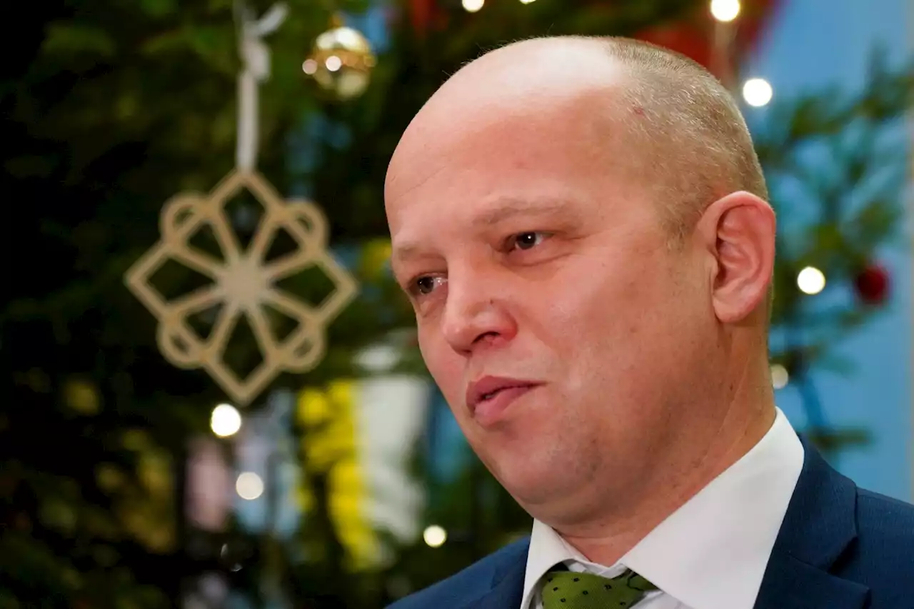 Vedum vil oppheve nasjonal skjenkestopp
