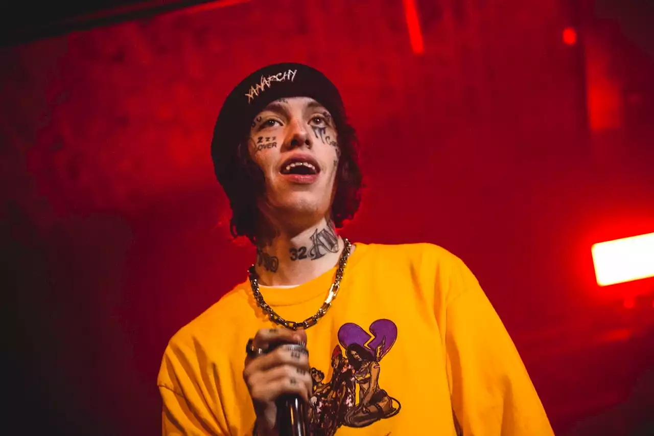 Lil Xan Says His Ex-Manager Enabled His Drug Addiction On Tour