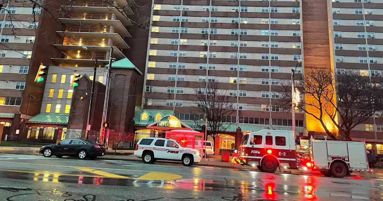 Man dies after fire breaks out at senior high-rise in Cleveland