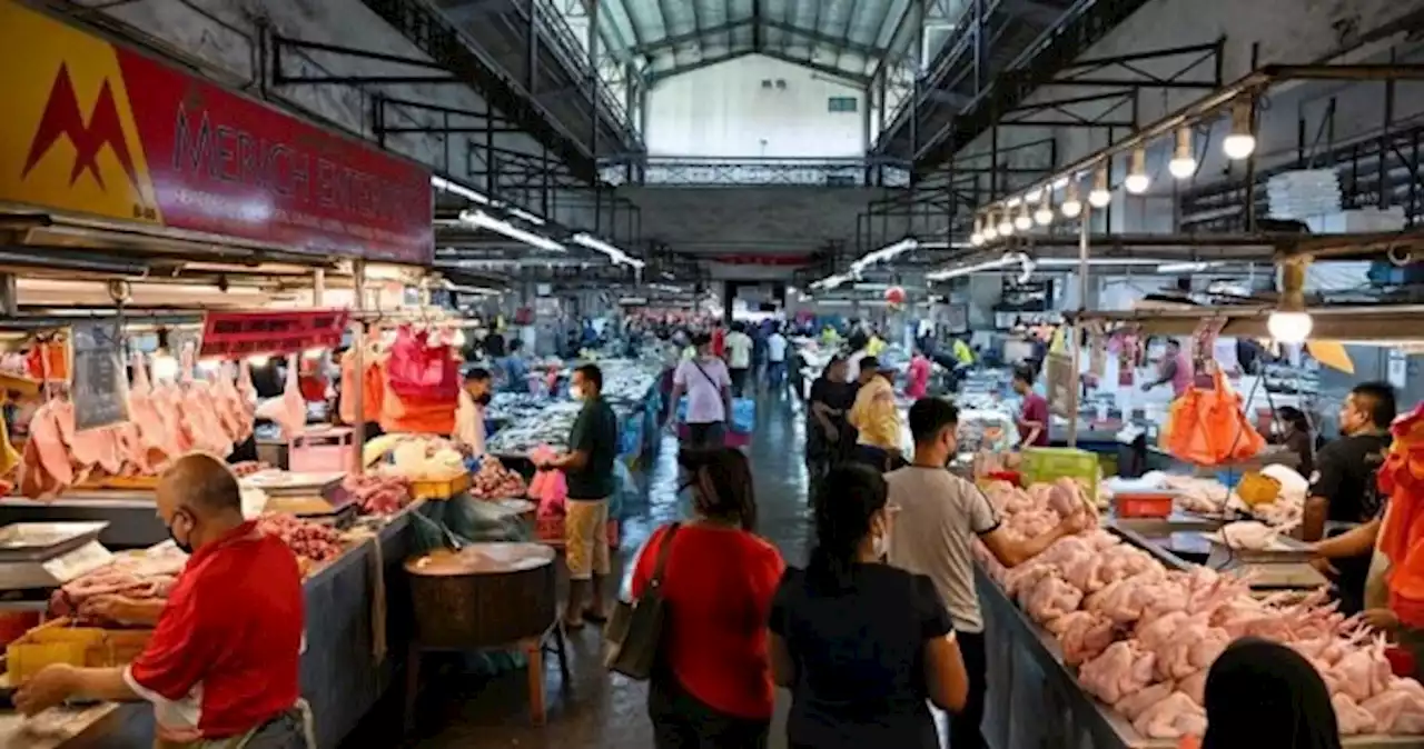 'It's actually very easy to hide': Johor sellers say Singaporeans allegedly buying fresh chickens to smuggle across border