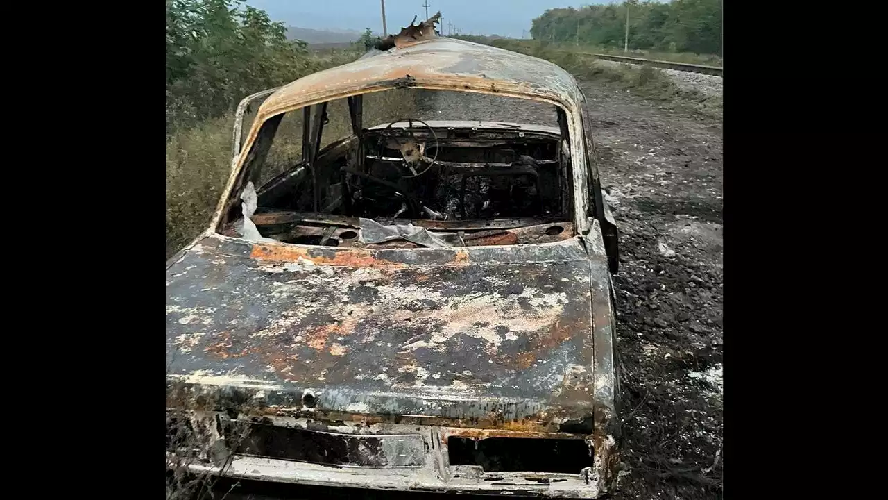 Civilian convoy in Ukraine attacked, leaving 24 dead including 13 children, 1 pregnant woman