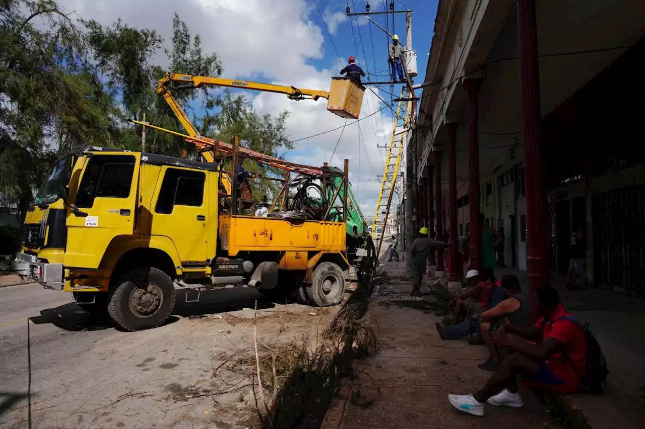 Cuba requests U.S. aid after Hurricane Ian knocks out power