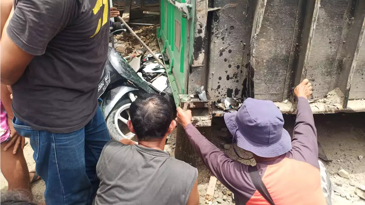 2 Orang Tewas Tertimpa Kontainer yang Lepas dari Truk di Tanah Bumbu