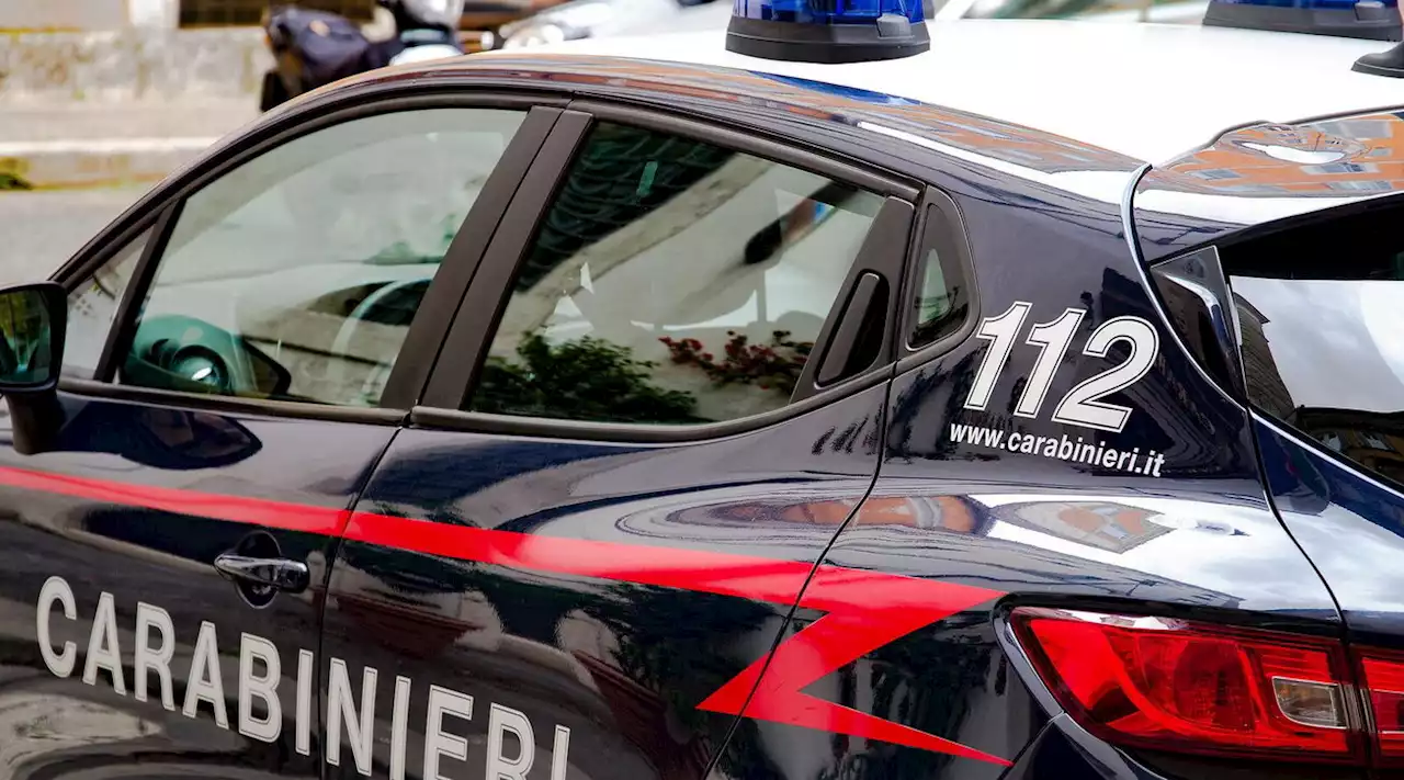 Treviso, ruba tre auto e si dà alla fuga: travolge e uccide un ciclista