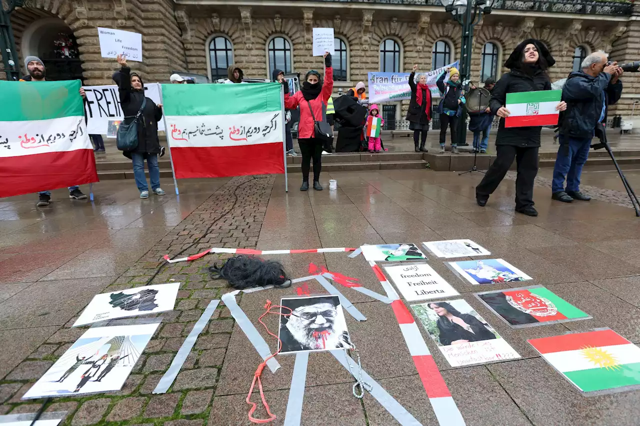 „Frauen wollen Freiheit“: Tausende Hamburger protestieren gegen iranisches Regime