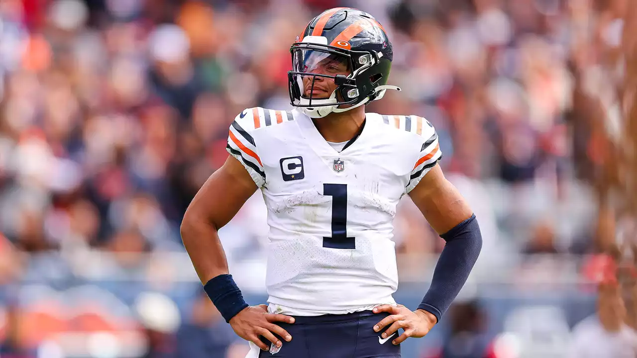 Justin Fields' Response Among Things to Watch in Bears Vs. Giants