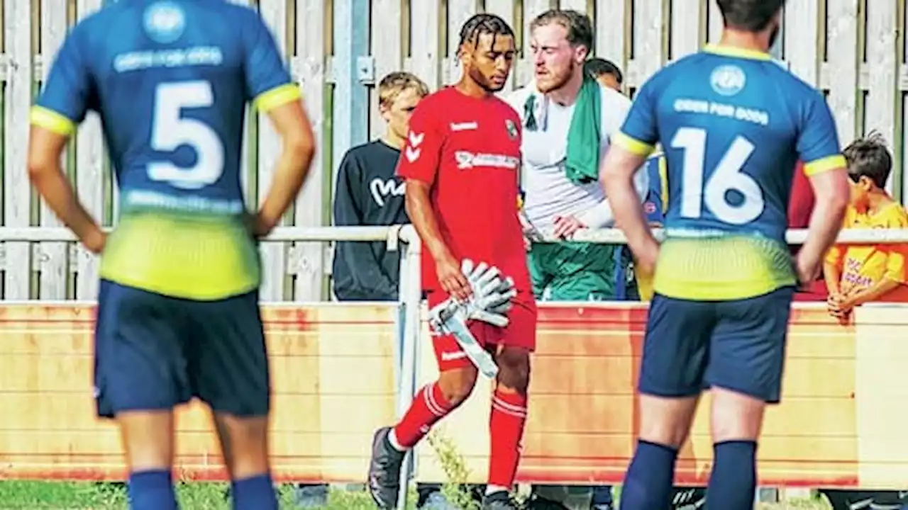 Un gardien anglais exclu d'un match de coupe... pour avoir uriné durant un match