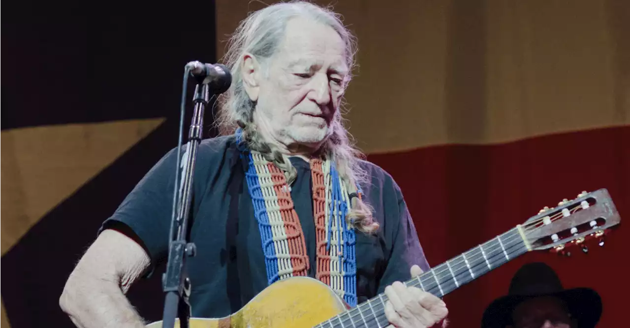 Did Willie Nelson Really Say This About Spinach?