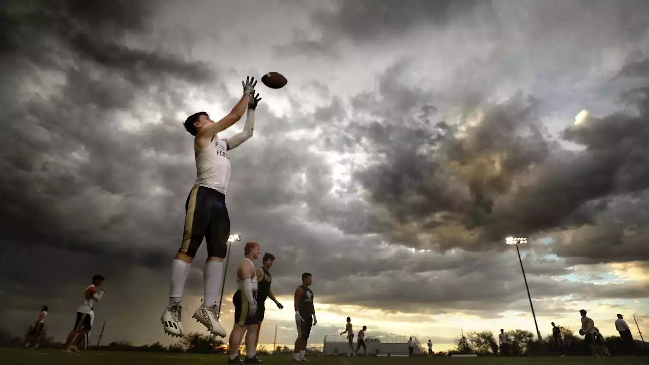 Friday night's high school football final scores