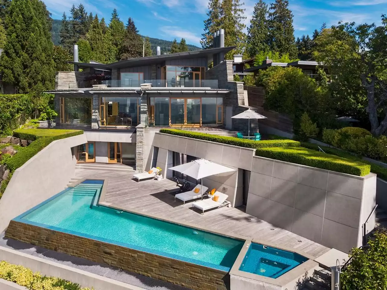 Sold (Bought): Waterfront estate in West Van dazzles with luxe features