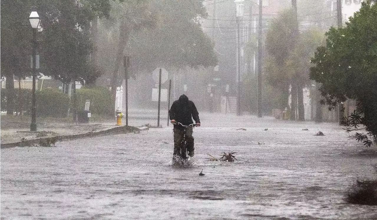 Hurricane Ian lashes South Carolina as Florida’s death toll climbs