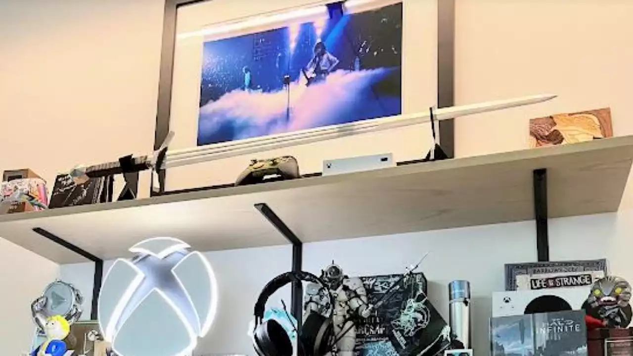 Fans think Phil Spencer's shelf is teasing the Xbox Game Pass streaming box