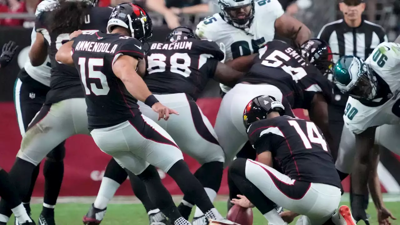 Cardinals Offensive Lineman Sticks Up for Kicker Who Missed Potential Tying Field Goal