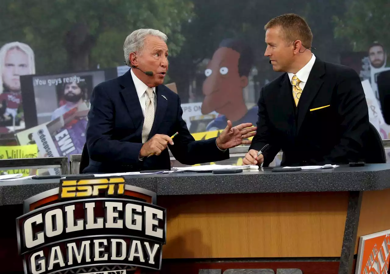 Kirk Herbstreit confirms ‘entire’ ESPN ‘College GameDay’ headed to Knoxville after deleted tweets