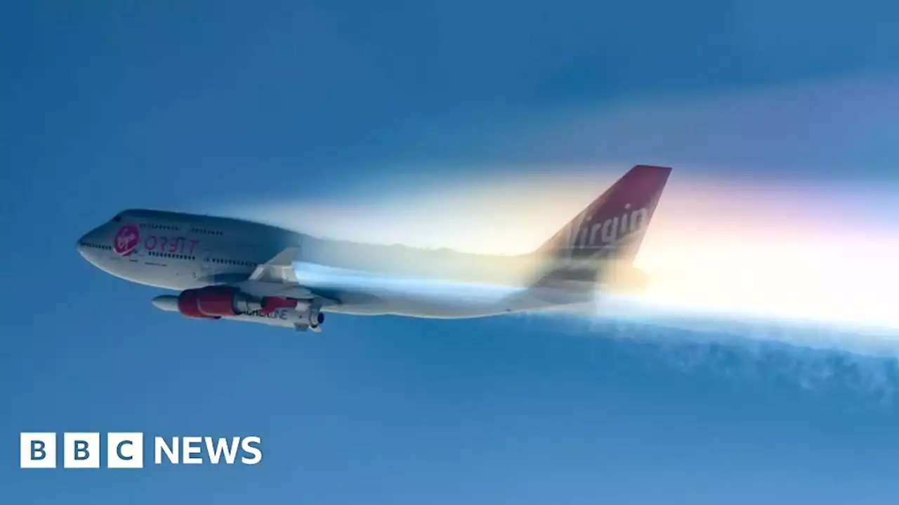 Virgin jumbo arrives in Cornwall for UK space launch