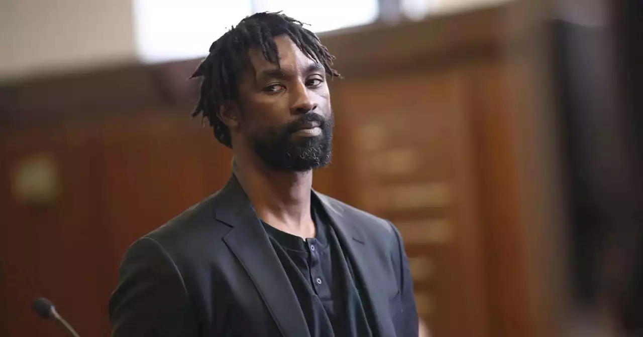 Former NBA player Ben Gordon arrested at LaGuardia Airport for allegedly hitting his son