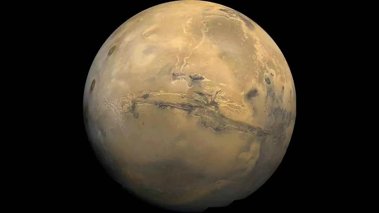 Ancient Mars may have been teeming with underground microbes, study suggests