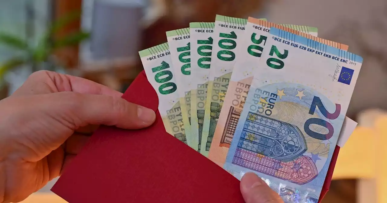 Exact dates social welfare lump sums will be paid with first landing next week
