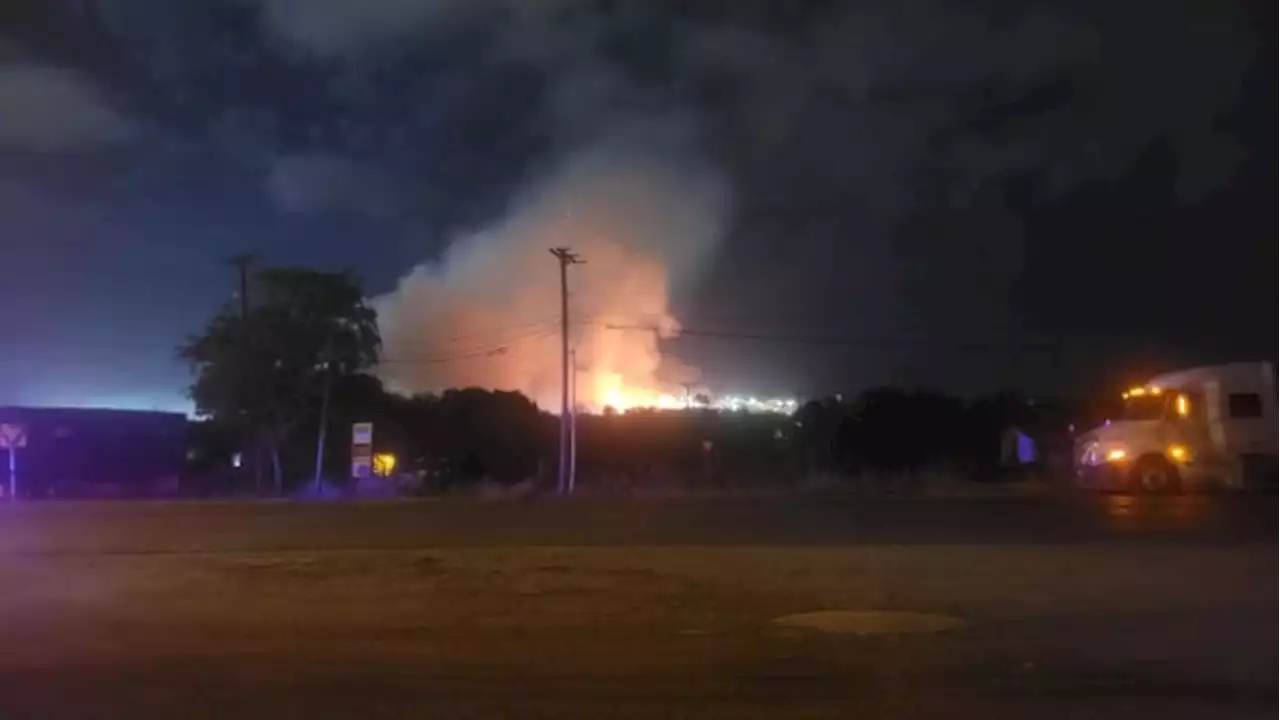 Road closures from huge mulch fire sending New Braunfels drivers out of their way