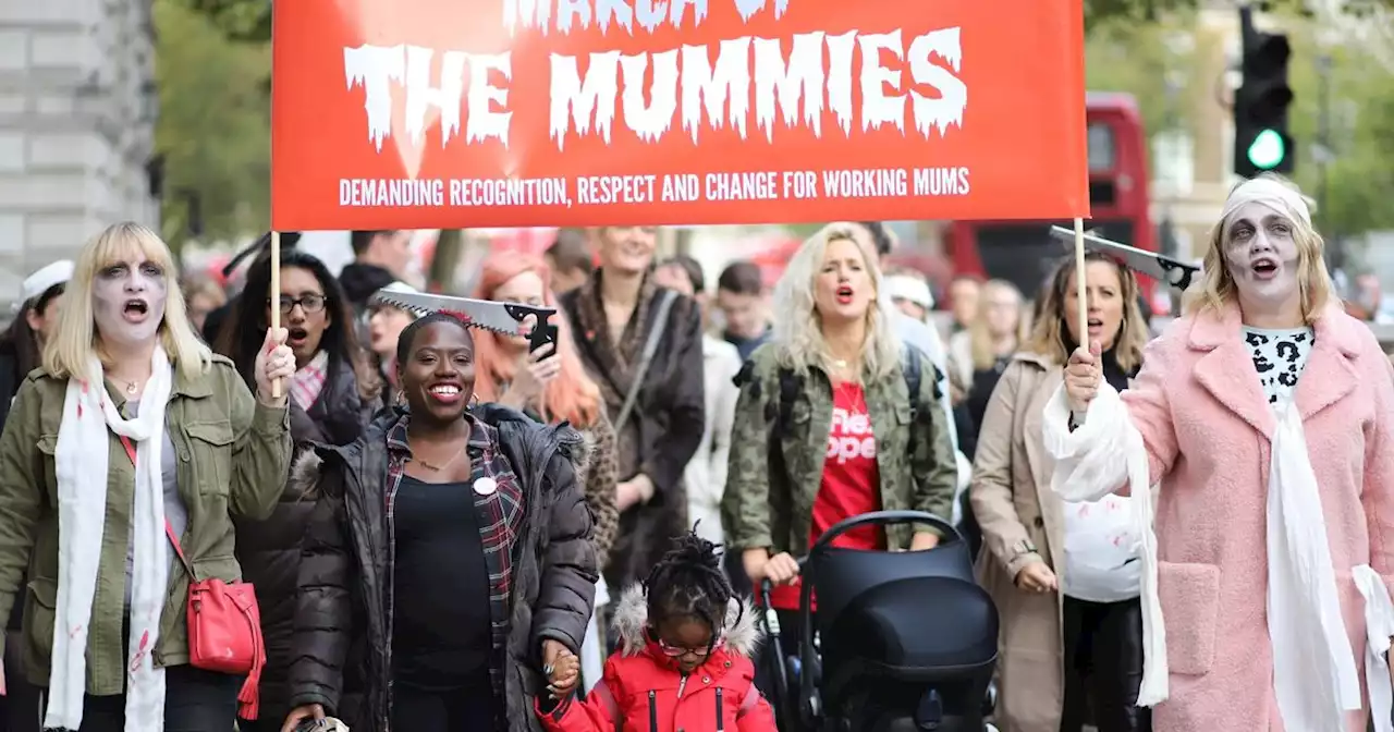 One thousand Leeds mums to dress as 'mummies' in Halloween protest