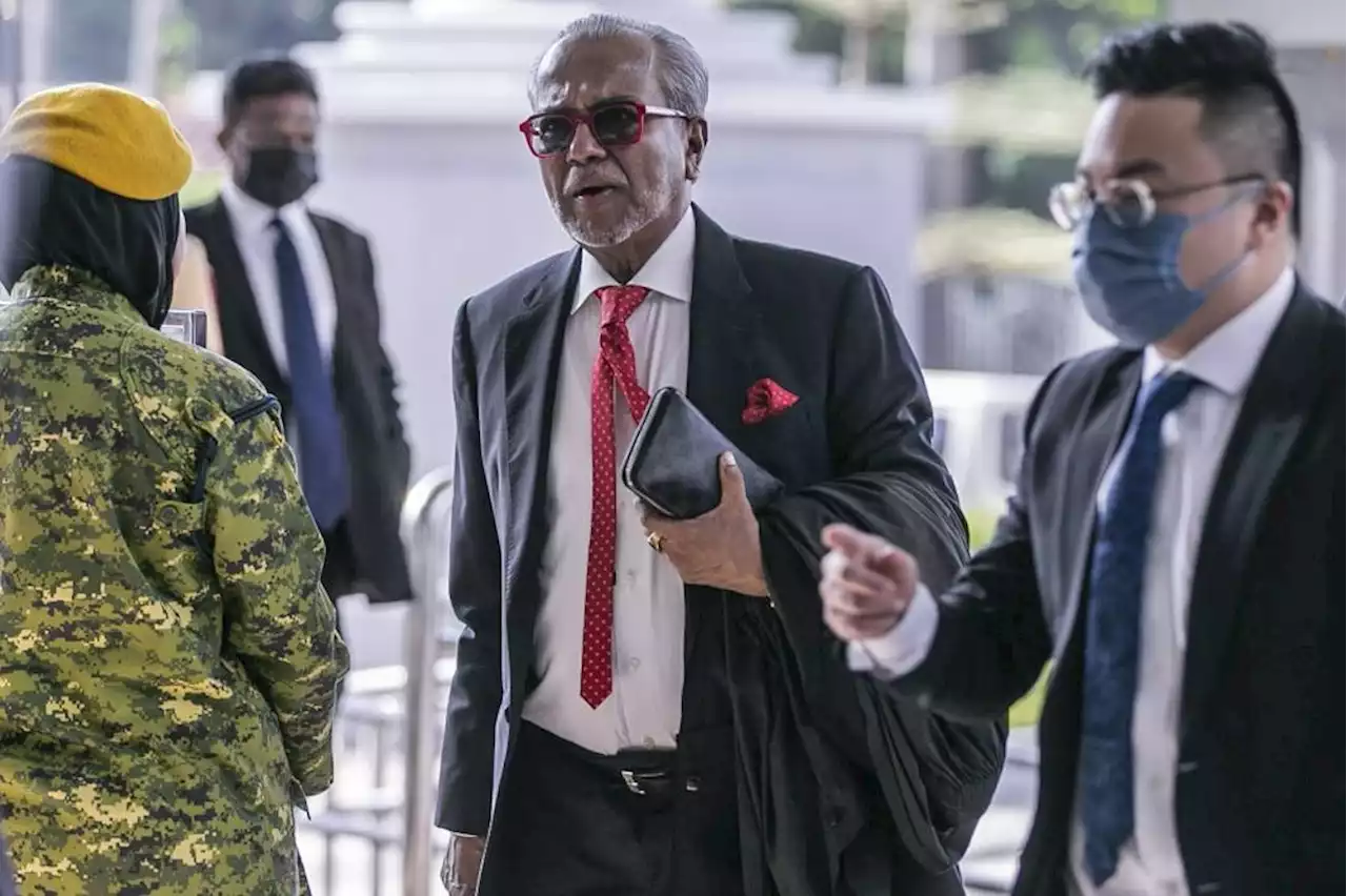 1MDB trial: Judge warns Najib's lawyers against repeated postponement of witness' cross-examination, says can't keep waiting for Shafee