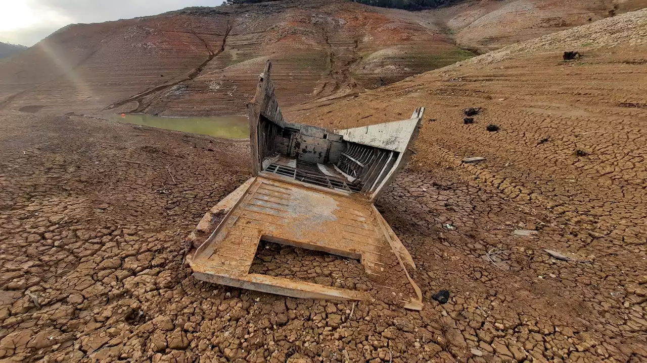 World War II-Era Boat Found at the Bottom of a Receding Lake Shasta