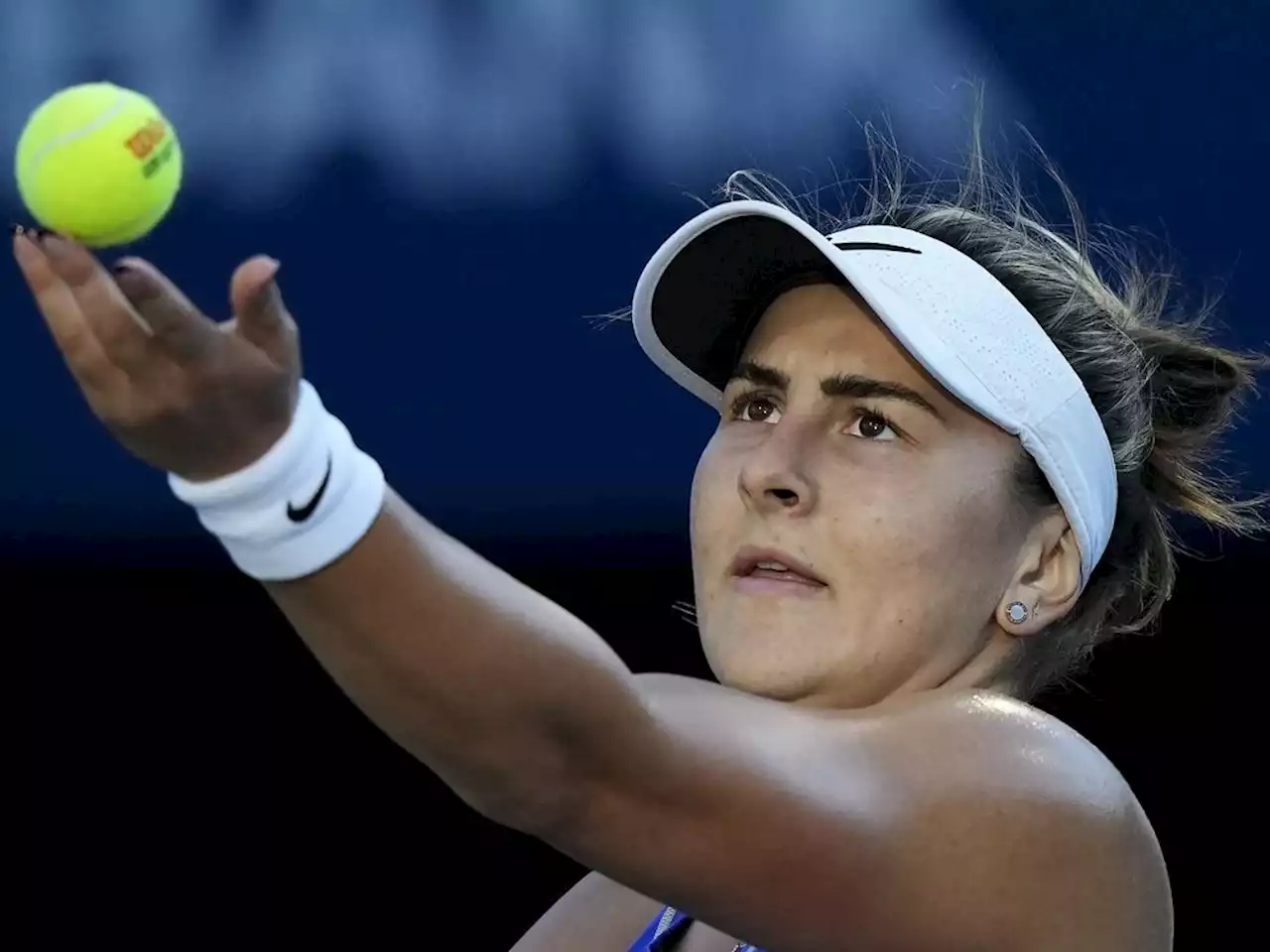 Andreescu powers past Samsonova in WTA San Diego Open upset