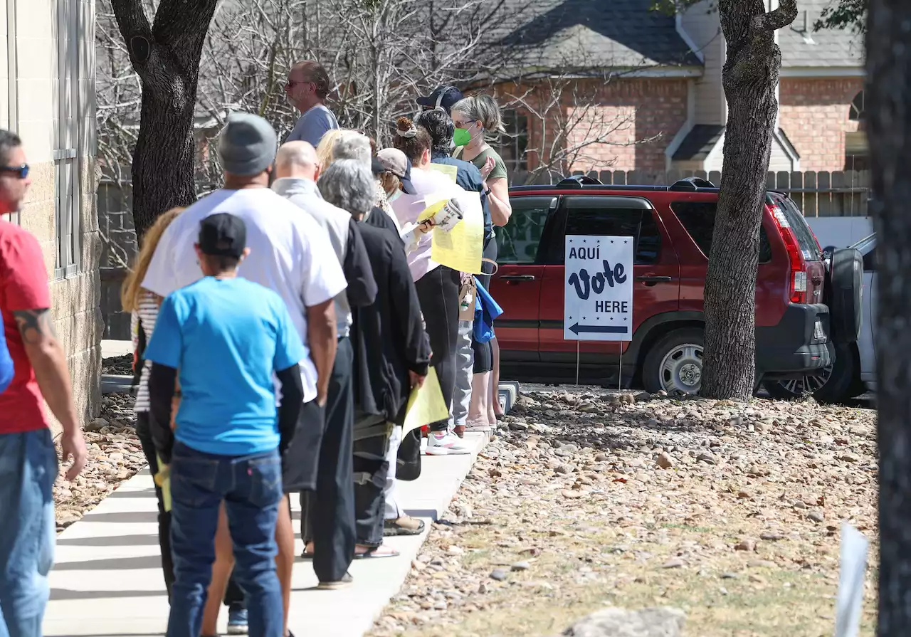 Judge orders Bexar County to add Election Day polling locations