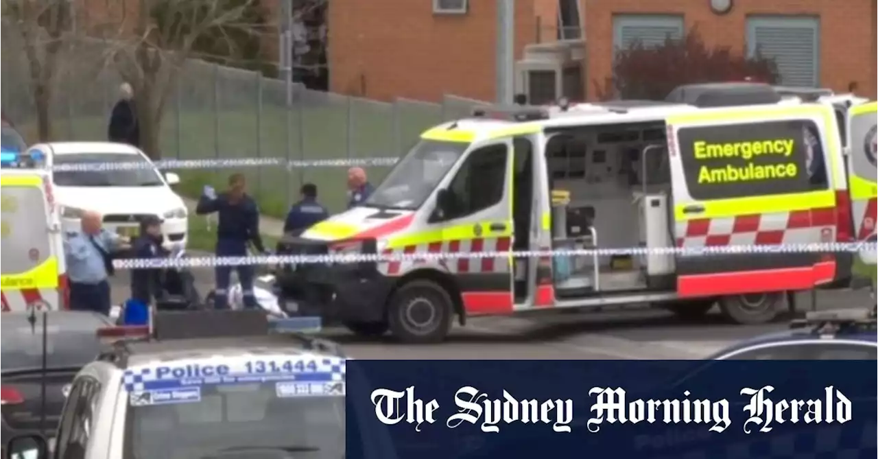 Man allegedly armed with knife shot by police at Lithgow Hospital