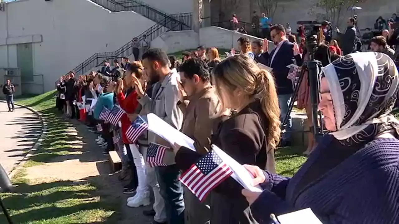 40 people from 17 countries sworn in as US citizens in New Jersey