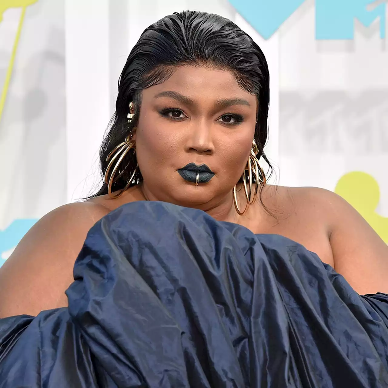 Lizzo Addresses Her Comments on Monogamy Amid Relationship With 'Love of My Life' Myke Wright - E! Online