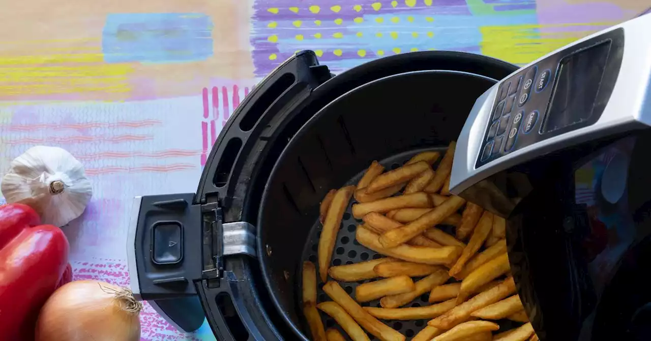 B&M shopper shares air fryer bargain as sales soar amid rising energy bills