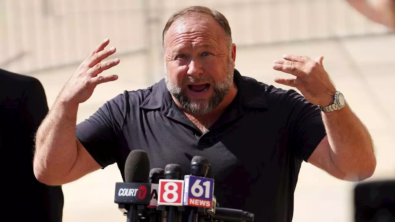 Alex Jones Owes Sandy Hook Victims’ Families Nearly $1 Billion, Jury Rules