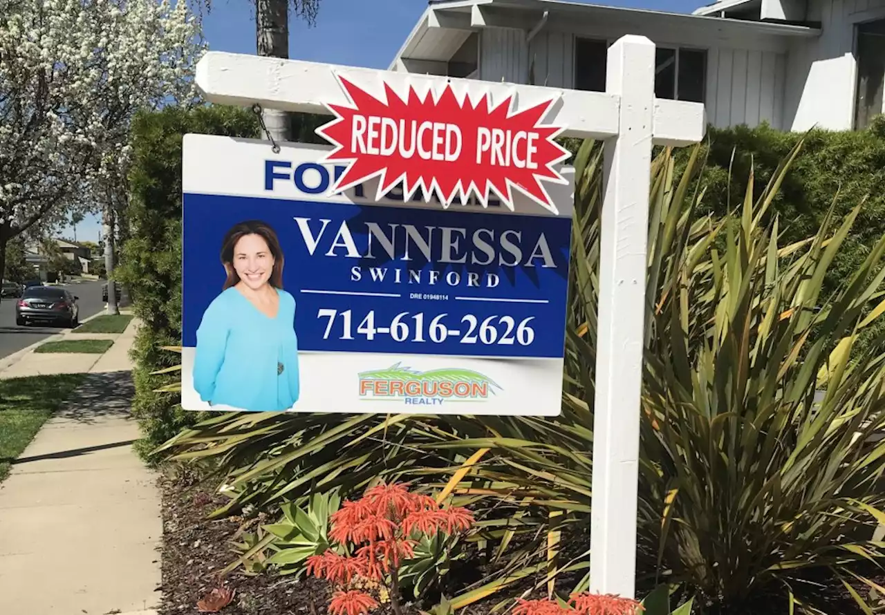 Realtors predict California home prices will drop 9% in 2023