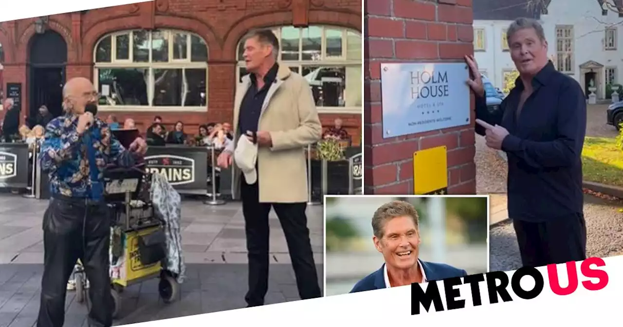 David Hasselhoff sings impromptu duet with Cardiff busker as he returns to Wales