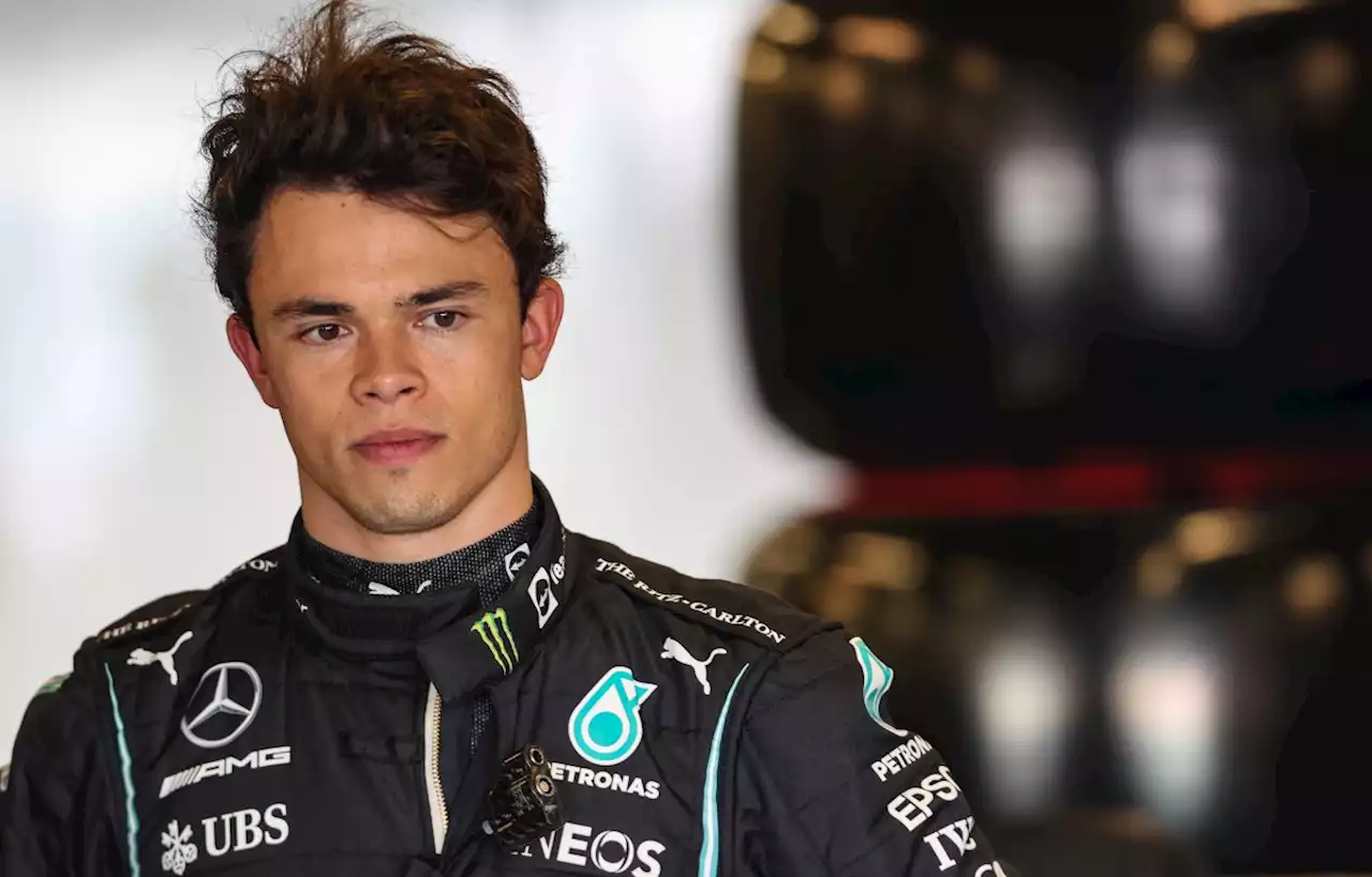 Mercedes: 'Shame to see where De Vries is going' - but no concern over leaks