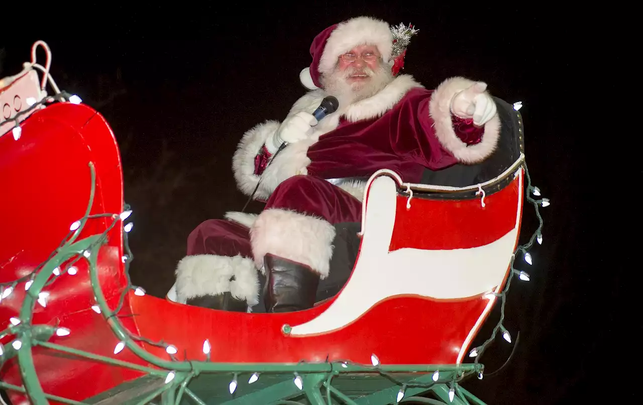 Santa Claus Parade dates set for Belleville, Foxboro