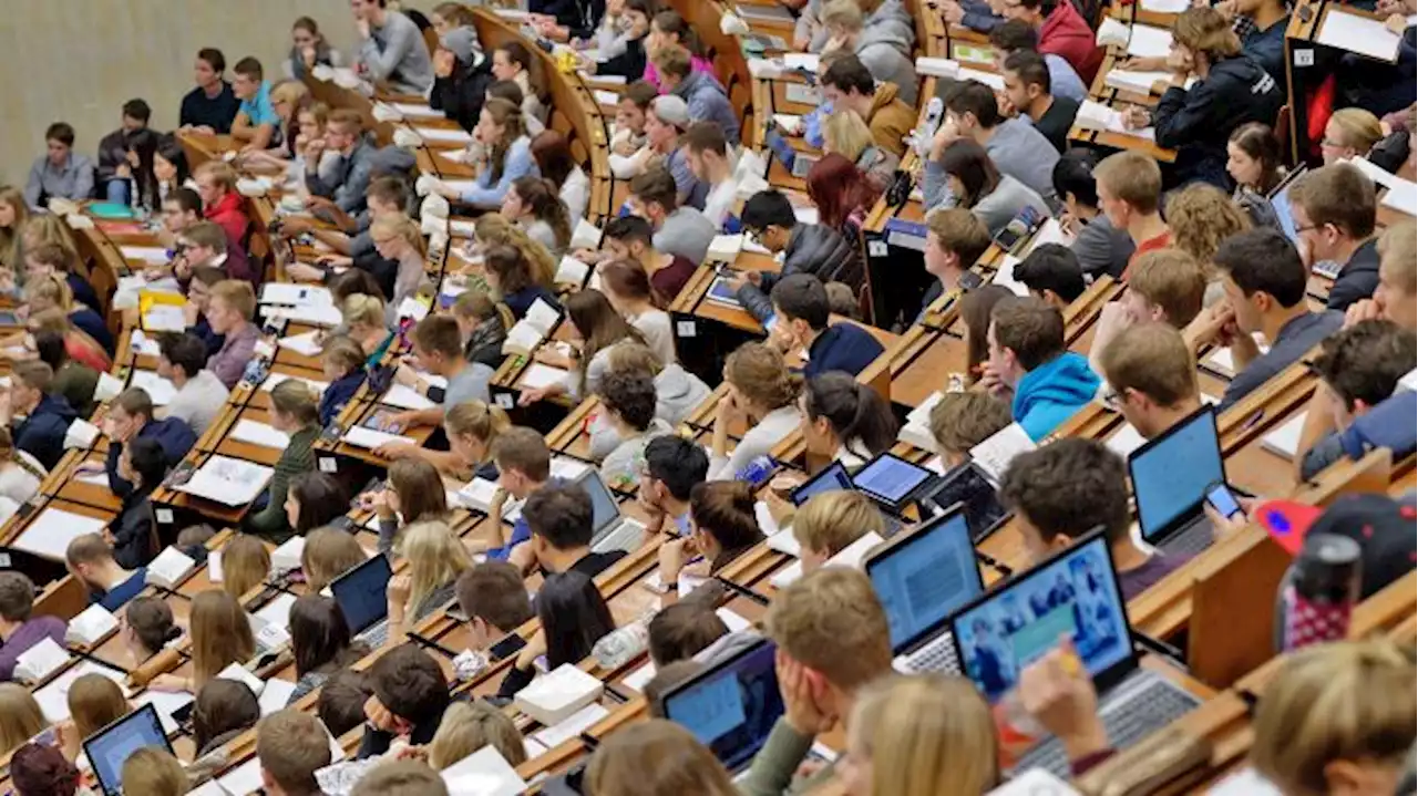 Warum die Berliner Unis nicht wissen, wie viele Geflüchtete bei ihnen studieren