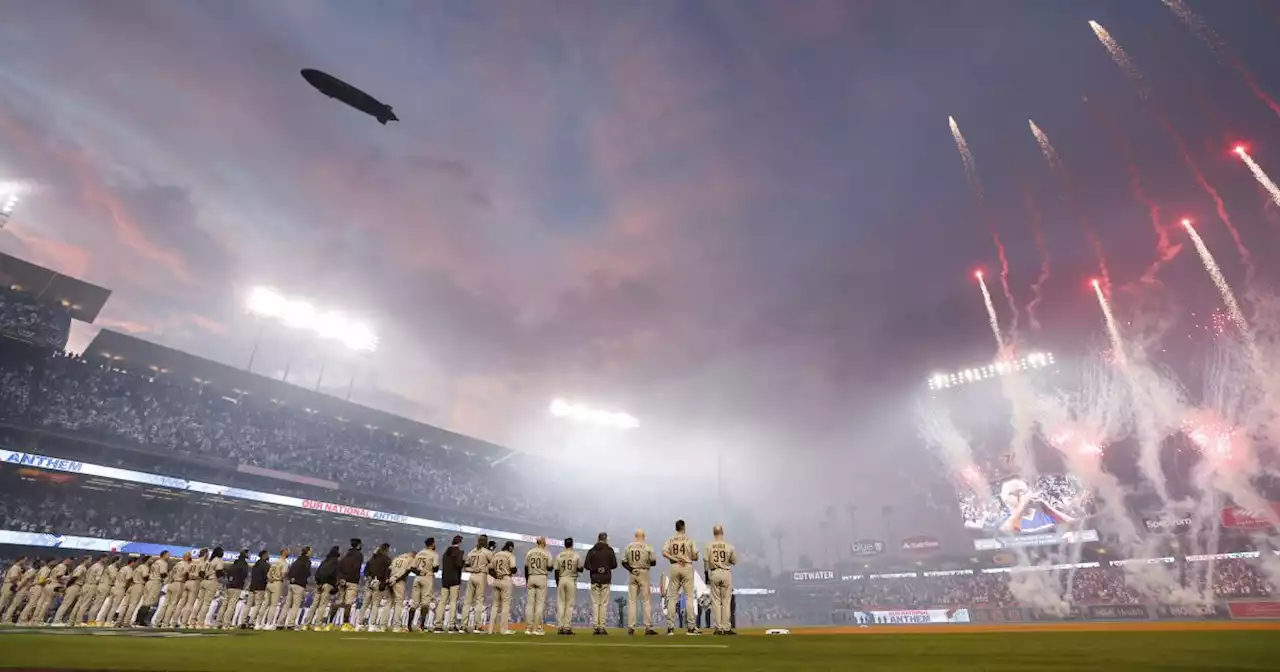 PHOTOS - Dodgers beat Padres 5-3 in Game 1 of the NLDS