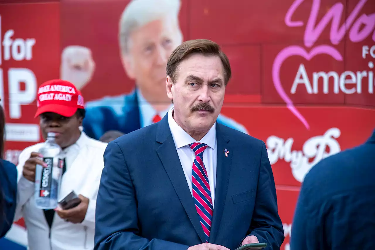 A Northern California restaurant hosted Mike Lindell. It didn't go over well.