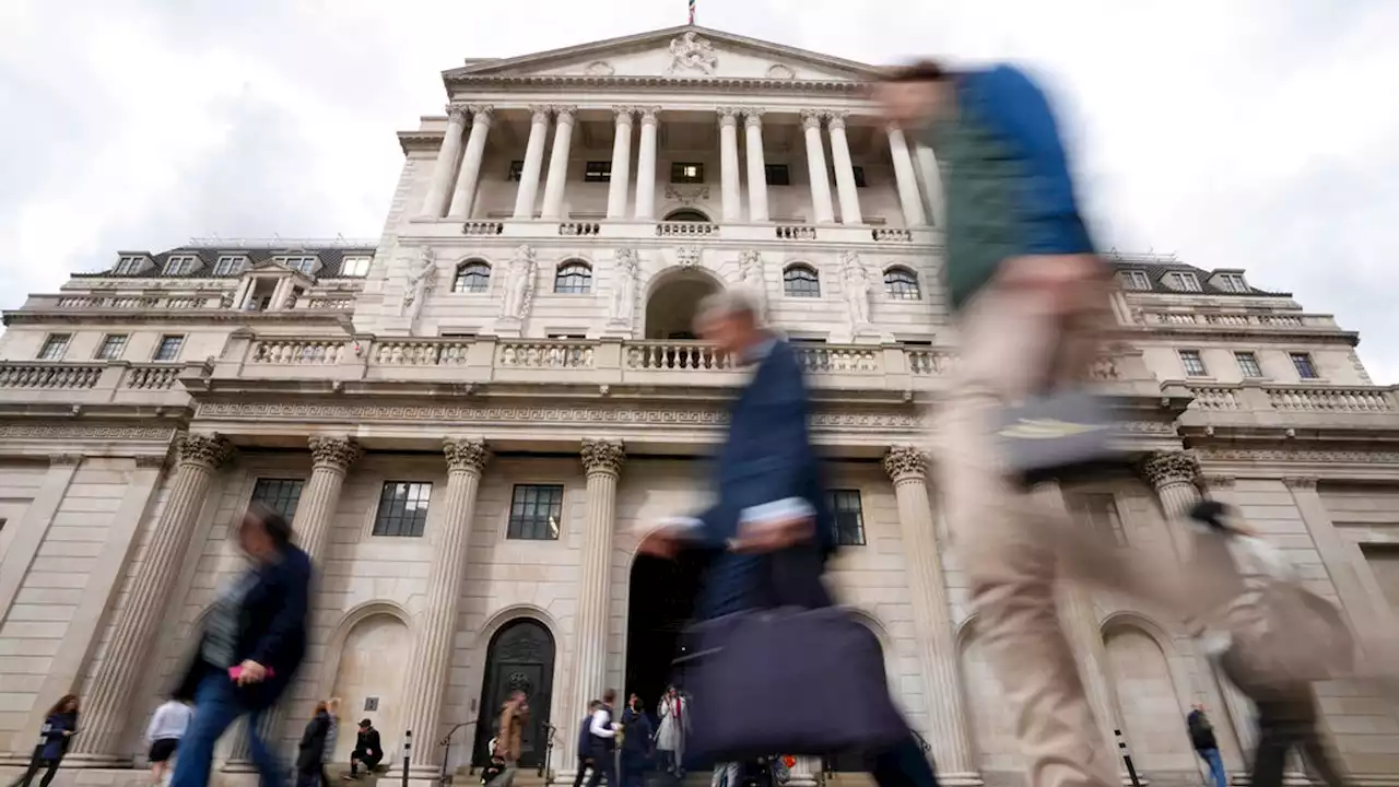 Government borrowing costs hit 20-year high after Bank of England confirms bond-buying will end on Friday