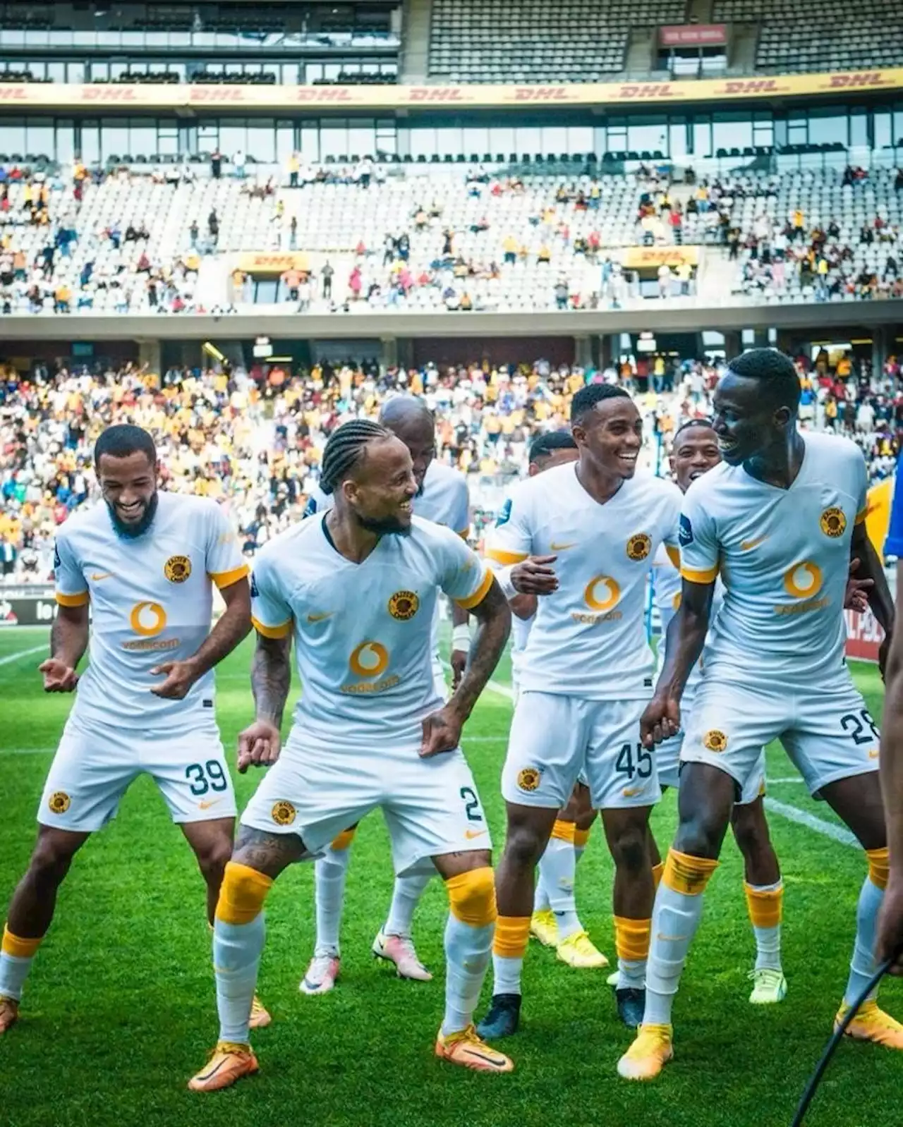 Kaizer Chiefs set to welcome back Zitha Kwinika and George Matlou from 