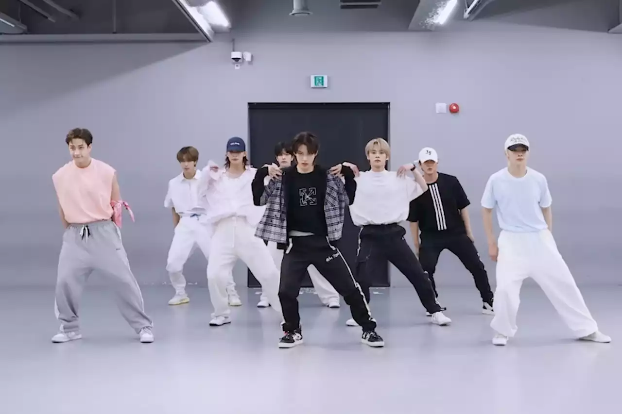 Watch: Stray Kids’ Moves Are Razor-Sharp In New Dance Practice Video For “CASE 143”