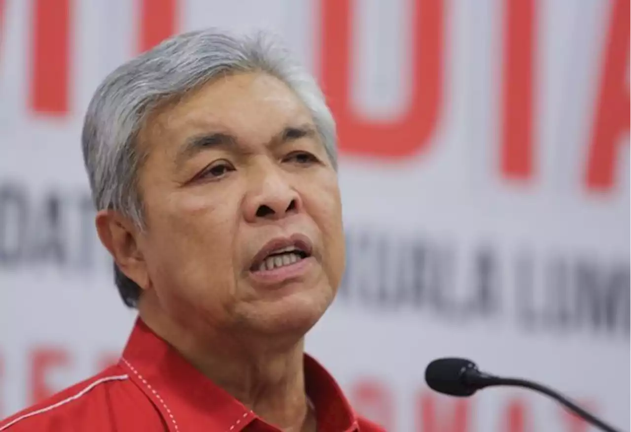 Muhyiddin ‘forced’ PM to call for snap polls, says Zahid