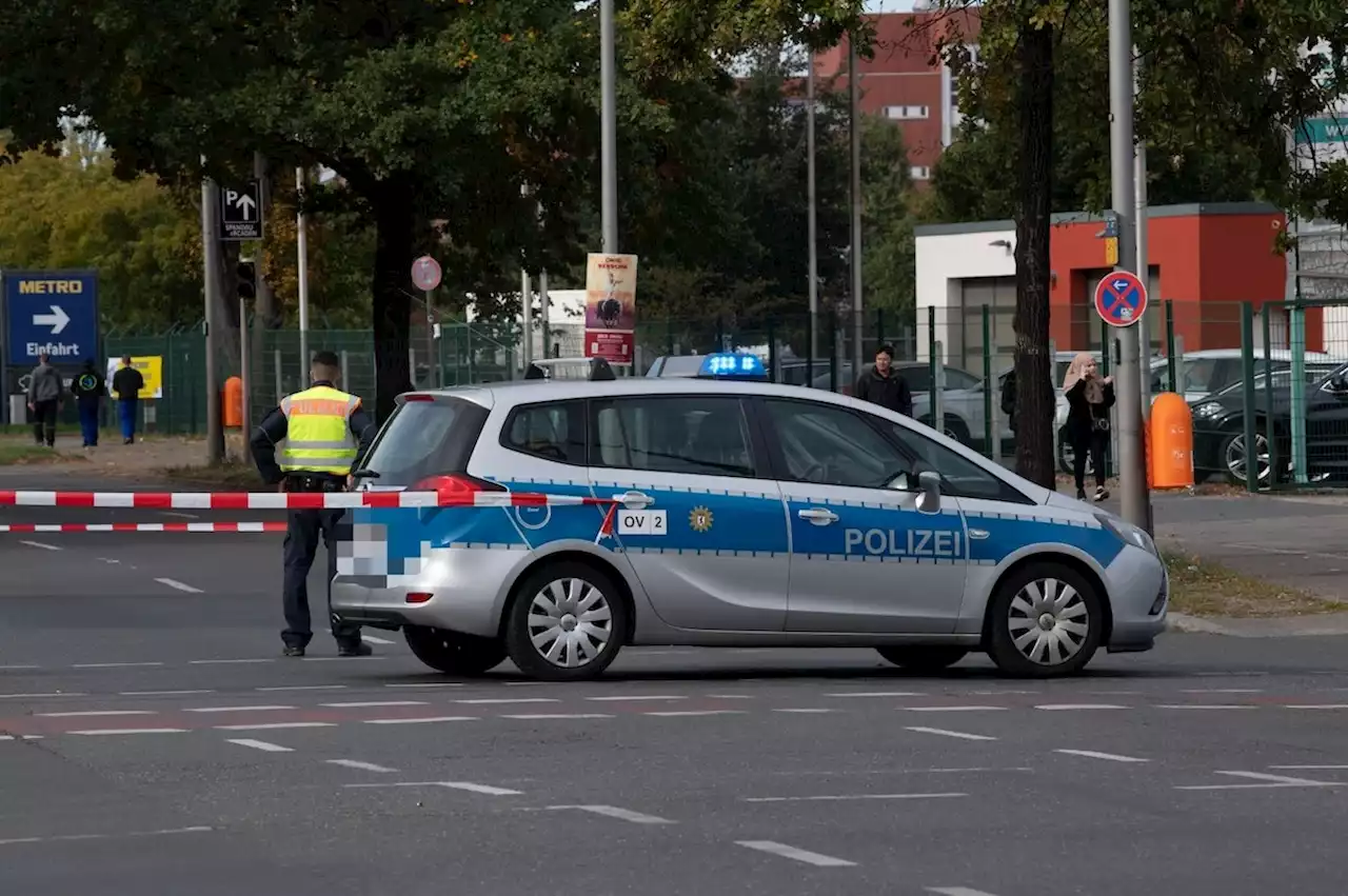 Granate in Berlin-Neukölln gefunden: Polizei räumt Haus